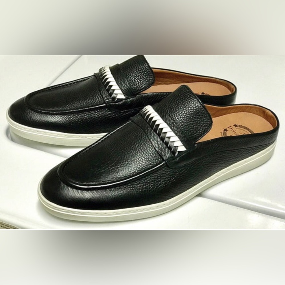 Men's 9.5 Black White Woven Leather DRIVER CLUB USA Slip On Loafers